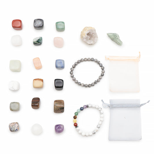 Offrez-vous un voyage féérique en attendant Noël avec ce calendrier de l’Avent unique rempli de 24 trésors minéraux soigneusement sélectionnés.
Chaque jour, découvrez une nouvelle pierre naturelle, un bracelet énergétique, ou encore une géode étincelante. Calendrier de l'avent, pierre naturelle, spiritualité lithothérapie